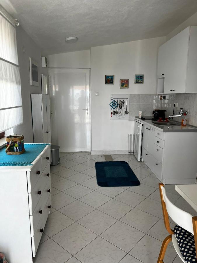 Apartments Milicevic Rogoznica  Eksteriør billede